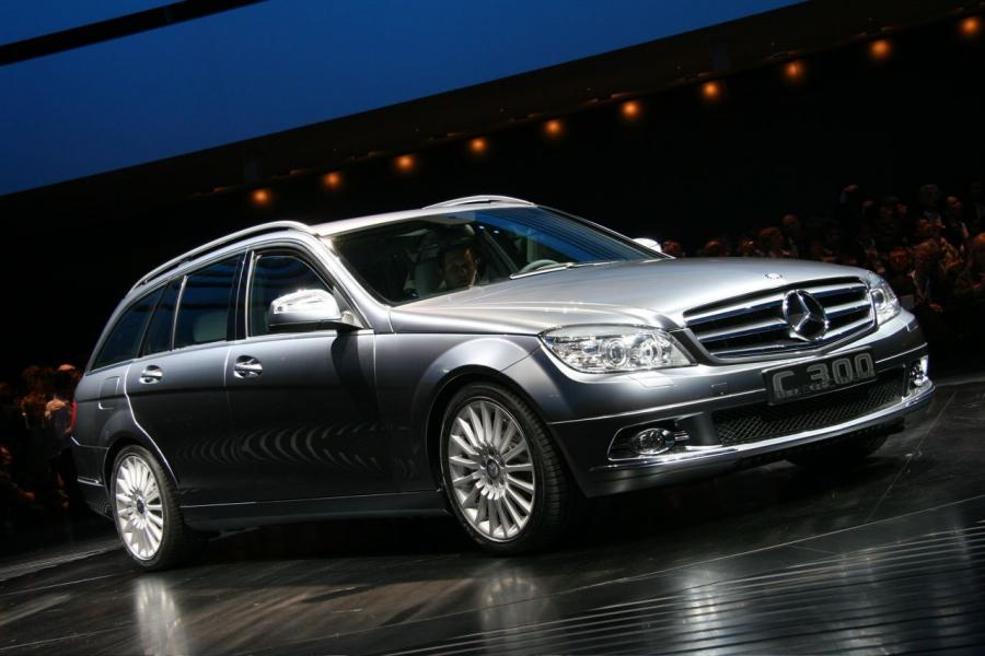  Mercedes-Benz C-Class Estate 2008 года  (фото 17 из 28)